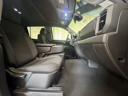 Certified 2026 Chevrolet Silverado 1500 RST AWD/4WD image 19