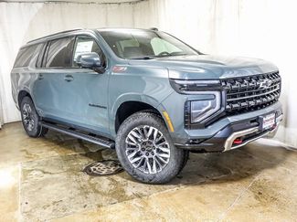 New 2026 Chevrolet Suburban Z71 w/ Z71 Off-Road Package video 2