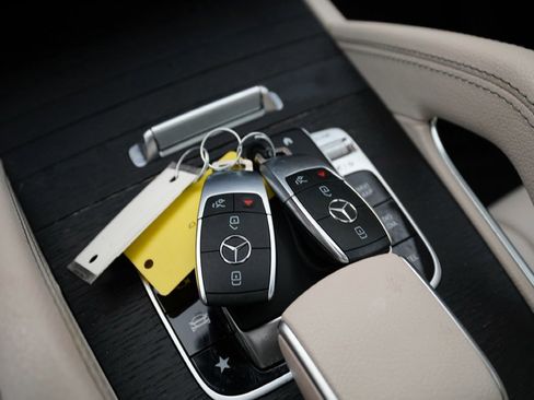 Used 2020 Mercedes-Benz GLE 350 4MATIC image 76