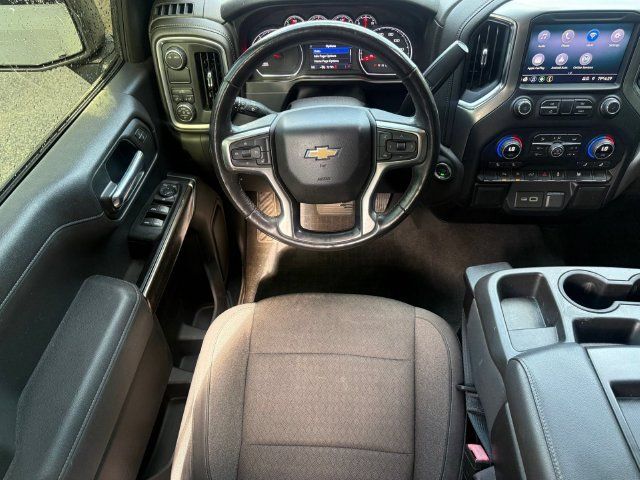 Used 2020 Chevrolet Silverado 1500 LT w/ Convenience Package RWD image 15