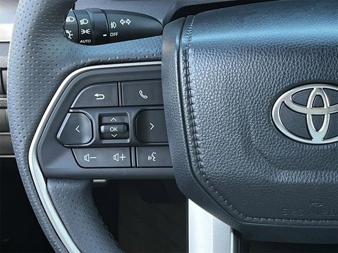 New 2026 Toyota 4Runner SR5 image 12