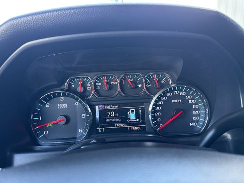 Used 2018 Chevrolet Silverado 1500 LT w/ Texas Edition image 16