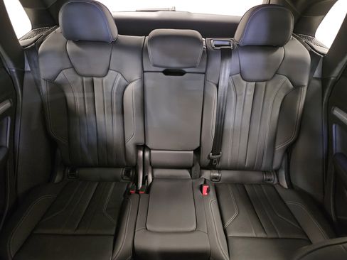 Used 2025 Audi Q5 2.0T Premium image 37