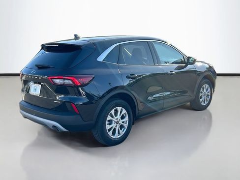 Used 2024 Ford Escape Active AWD/4WD image 5