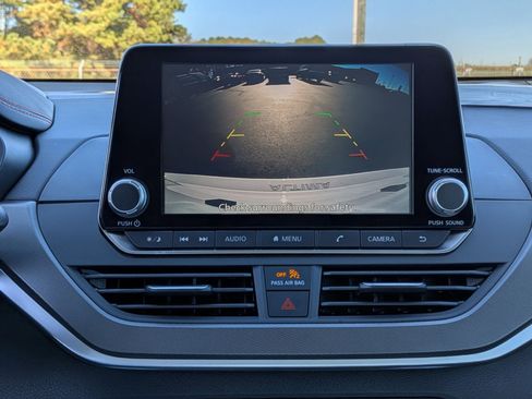 New 2025 Nissan Altima 2.5 SR image 21