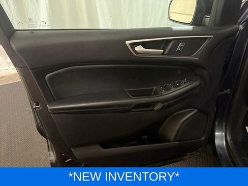 Used 2022 Ford Edge SEL w/ Convenience Package image 24
