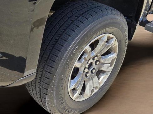 Used 2018 Chevrolet Colorado LT w/ LT Convenience Package image 8