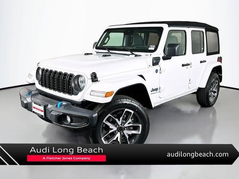 Used 2024 Jeep Wrangler Unlimited AWD/4WD image 1