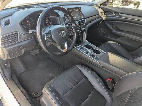 Used 2019 Honda Accord Touring image 24