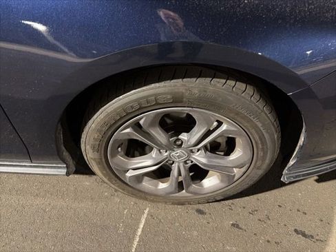 Used 2024 Honda Accord EX image 29