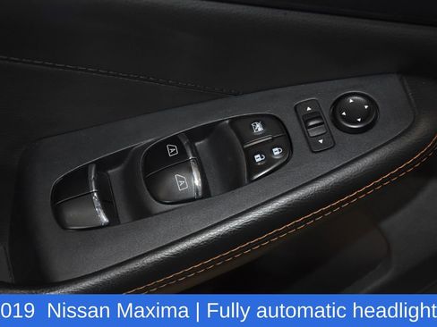 Used 2019 Nissan Maxima SR w/ Premium Package FWD image 21