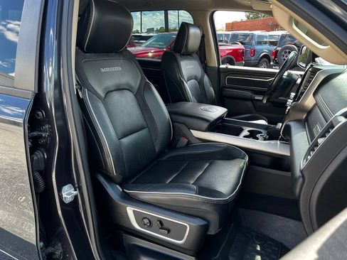 Used 2019 RAM 1500 Laramie AWD/4WD image 26