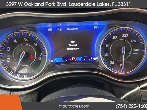 Used 2019 Chrysler 300 Touring w/ Sport Appearance Package RWD image 39
