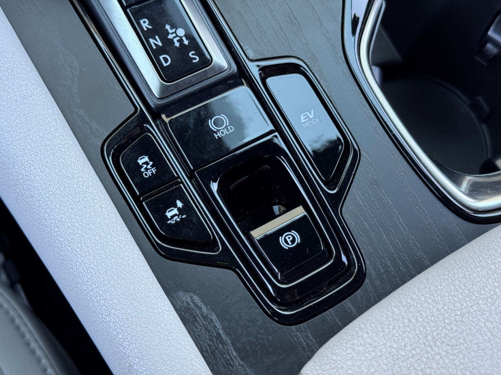 Used 2024 Lexus RX 350h w/ Convenience Package AWD/4WD image 33