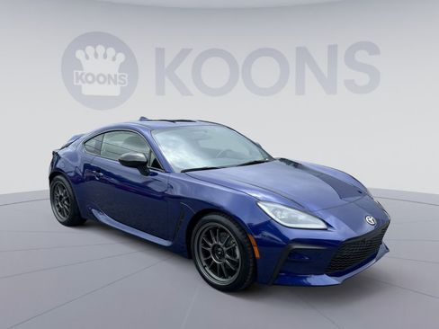 Used 2023 Toyota GR86 Premium w/ ALL Weather Mat Package (TMS) RWD image 10