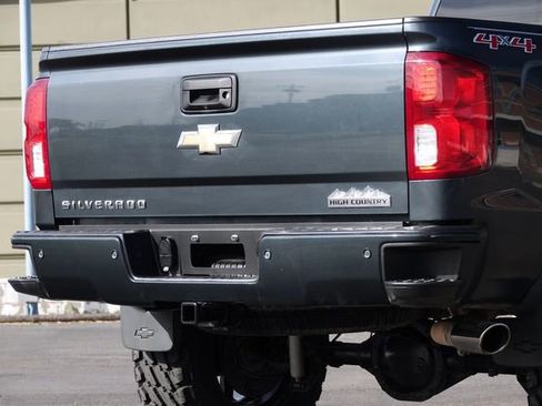 Used 2017 Chevrolet Silverado 1500 High Country image 25