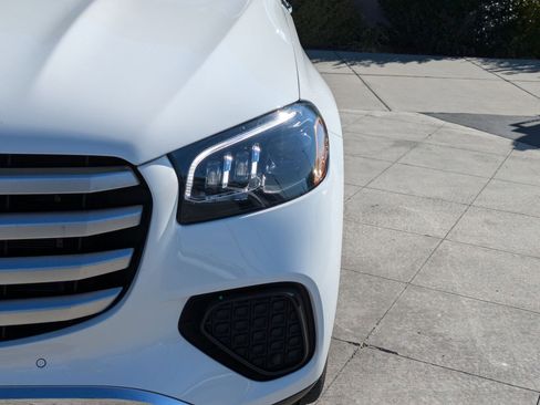 Used 2024 Mercedes-Benz GLS 450 4MATIC image 12