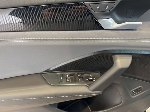 New 2026 Volkswagen Tiguan SE R-Line image 17