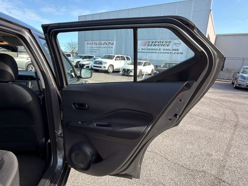 Used 2024 Nissan Kicks S w/ Interior Electronics Package image 17