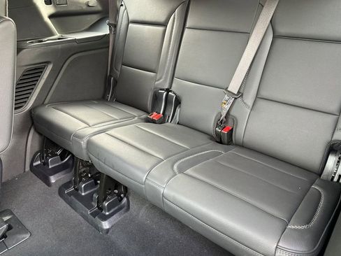 Used 2025 GMC Yukon Denali image 15