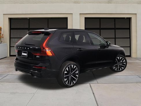 Certified 2026 Volvo XC60 B5 Ultra w/ Climate Package PRO AWD/4WD image 4