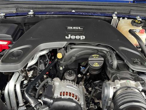 Used 2019 Jeep Wrangler Unlimited Rubicon AWD/4WD image 30
