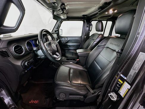 Used 2022 Jeep Wrangler Sahara image 13