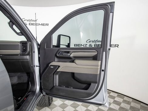 Used 2025 Chevrolet Silverado 2500 ZR2 w/ ZR2 Bison Edition AWD/4WD image 19