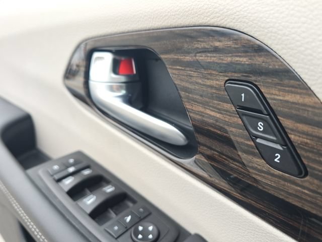 Used 2024 Chrysler Pacifica Limited FWD image 27