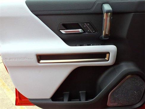 New 2025 GMC Hummer EV 2X image 20