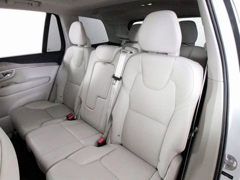 Used 2023 Volvo XC90 T8 Plus w/ Protection Package Premier image 22