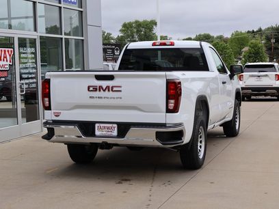 New 2025 GMC Sierra 1500 Pro w/ Pro Value Package