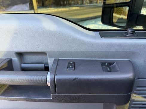 Used 2016 Ford F350 XL w/ Power Equipment Group image 21