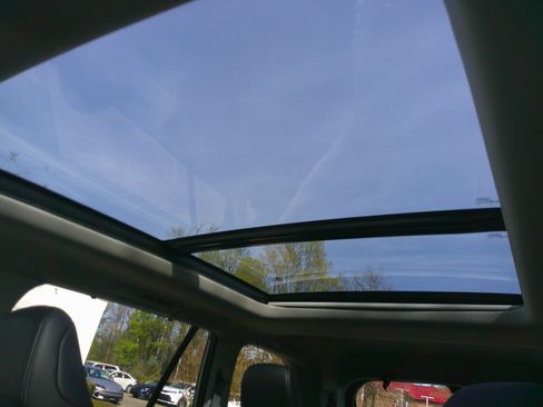 Used 2024 Toyota Grand Highlander Platinum image 44