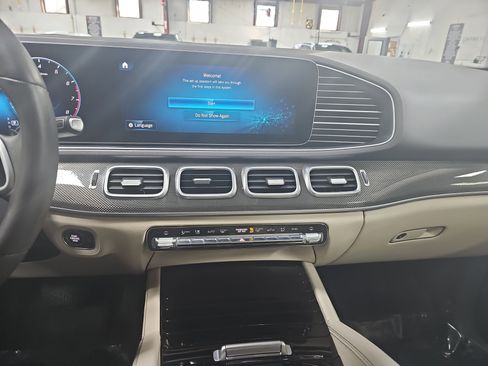 Used 2020 Mercedes-Benz GLE 350 4MATIC image 21