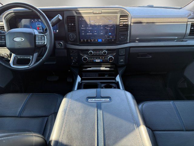 Used 2025 Ford F350 Platinum AWD/4WD image 12