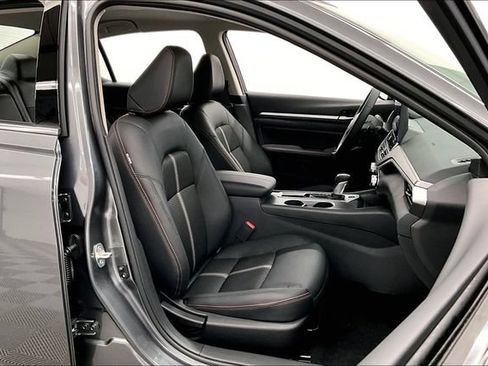 New 2026 Nissan Altima 2.5 SR FWD image 38
