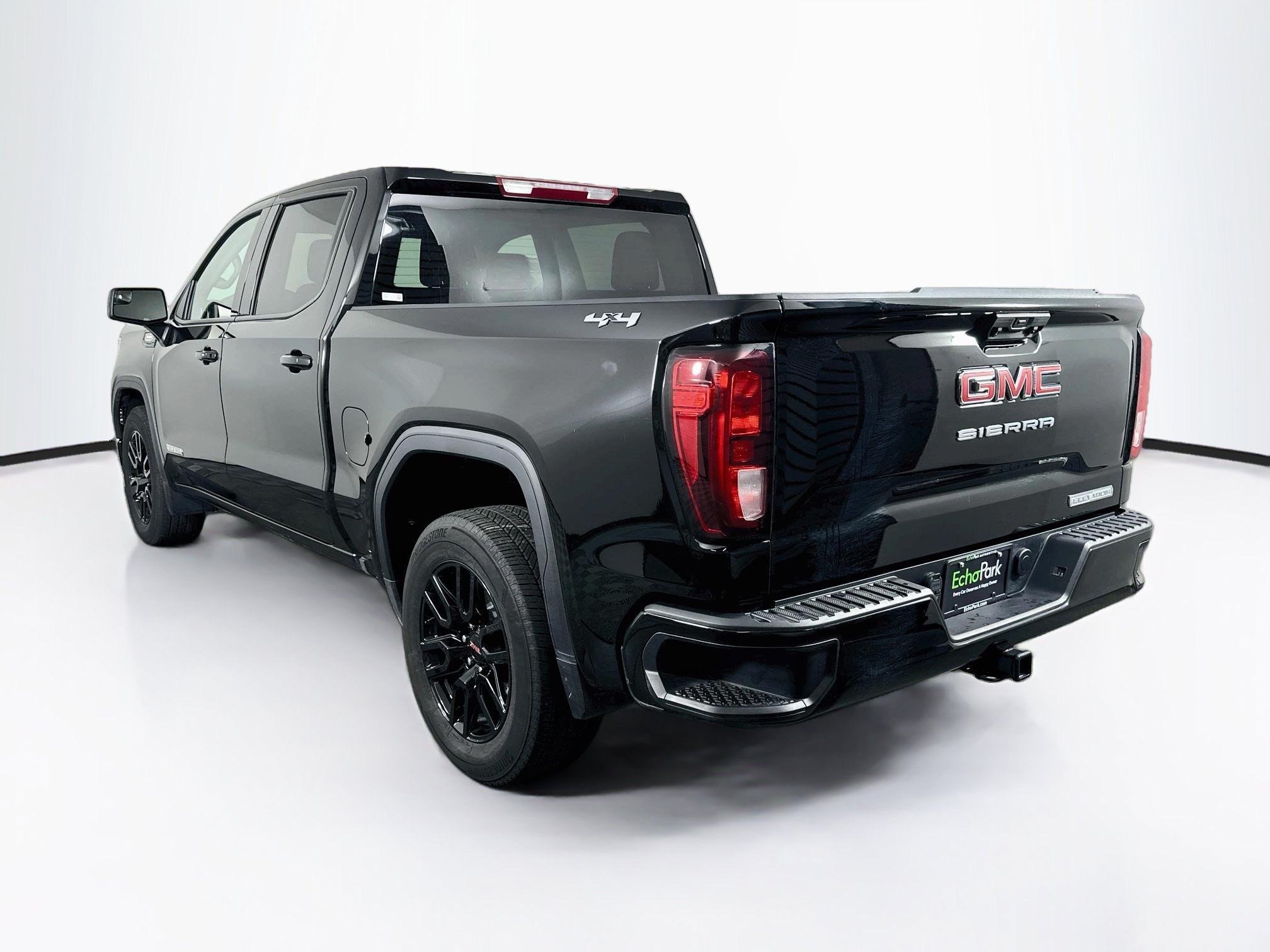 Used 2025 GMC Sierra 1500 Elevation AWD/4WD image 5
