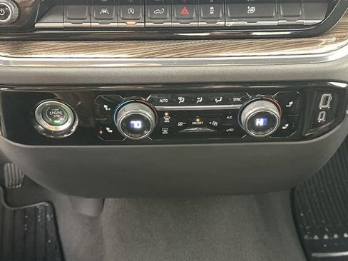 Used 2023 Chevrolet Silverado 1500 LT image 13