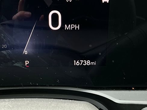 Used 2025 Buick Envista Preferred image 38