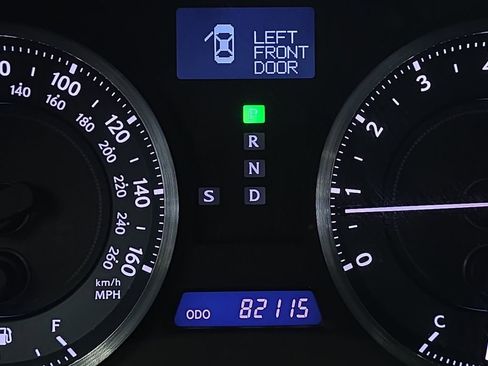 Used 2011 Lexus IS 250 w/ Premium Pkg Value Edition RWD image 28