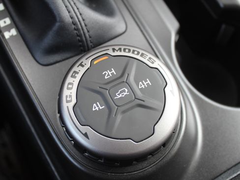 Used 2023 Ford Bronco Outer Banks AWD/4WD image 21
