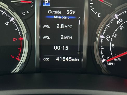 Used 2021 Toyota 4Runner Venture w/ Moonroof Package image 29