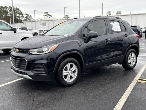 Certified 2022 Chevrolet Trax LT w/ Premium Seat Package image 20