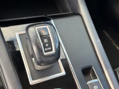 Used 2023 Mitsubishi Outlander SE FWD image 29