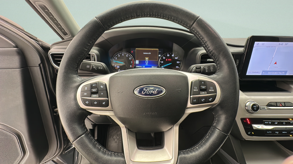Used 2023 Ford Explorer XLT w/ Equipment Group 202A AWD/4WD image 15