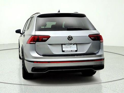 Used 2023 Volkswagen Tiguan SE R-Line FWD image 6