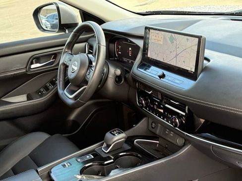 Certified 2024 Nissan Rogue SL w/ SL Premium Package FWD image 36