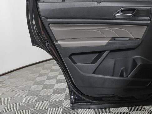 Certified 2023 Volkswagen Atlas SEL AWD/4WD image 41
