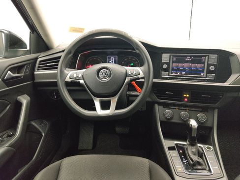 Used 2019 Volkswagen Jetta S w/ Driver Assistance Package FWD image 22
